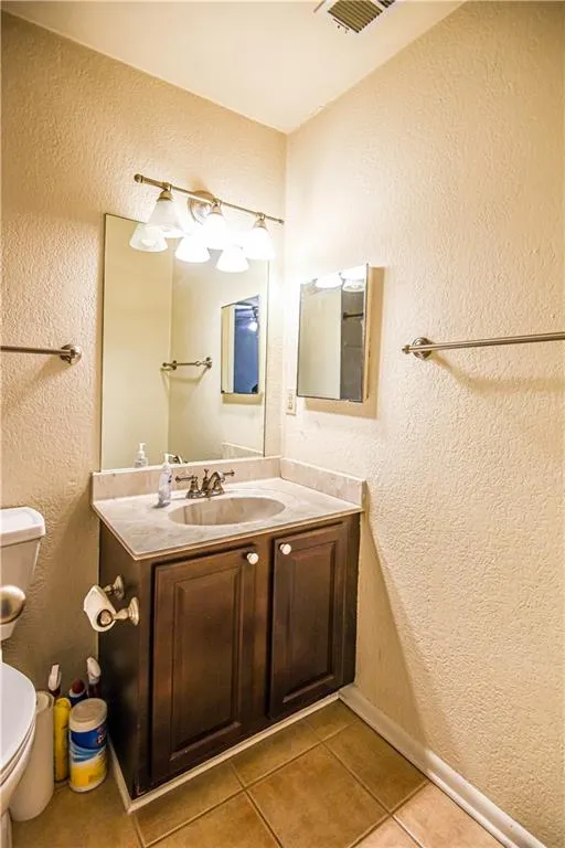 6900 Roswell Road Unit K8, Atlanta, Georgia 30328, 2 Bedrooms Bedrooms, ,2 BathroomsBathrooms,Residential,Sold,6900 Roswell Road Unit K8,7031421