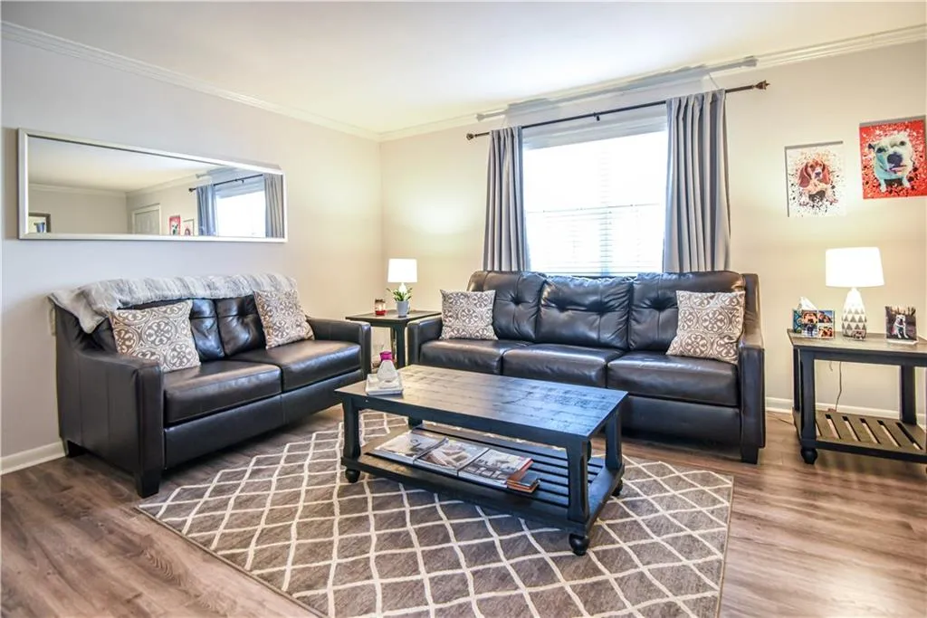 6900 Roswell Road Unit K8, Atlanta, Georgia 30328, 2 Bedrooms Bedrooms, ,2 BathroomsBathrooms,Residential,Sold,6900 Roswell Road Unit K8,7031421