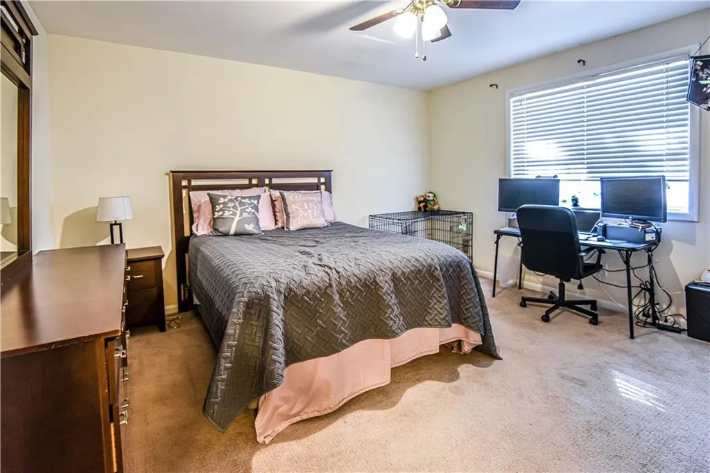 6900 Roswell Road Unit K8, Atlanta, Georgia 30328, 2 Bedrooms Bedrooms, ,2 BathroomsBathrooms,Residential,Sold,6900 Roswell Road Unit K8,7031421