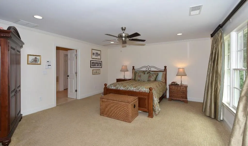 5855 Riverwood Drive, Sandy Springs, Georgia 30328, 4 Bedrooms Bedrooms, ,5 BathroomsBathrooms,Residential,Sold,5855 Riverwood Drive,5674303