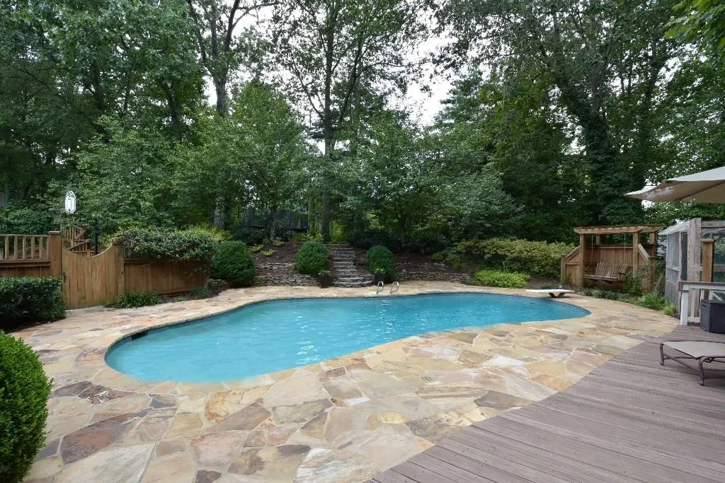 5855 Riverwood Drive, Sandy Springs, Georgia 30328, 4 Bedrooms Bedrooms, ,5 BathroomsBathrooms,Residential,Sold,5855 Riverwood Drive,5674303