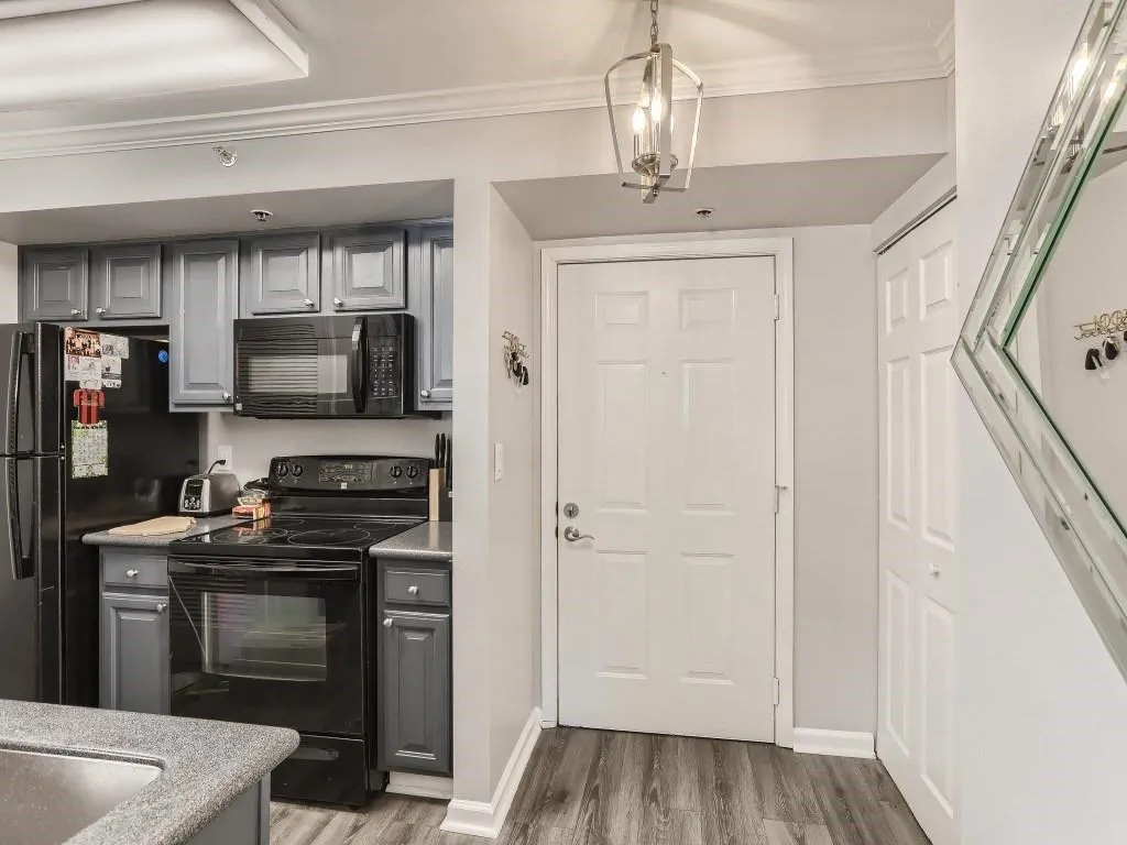 795 Hammond Drive Unit 704, Atlanta, Georgia 30328, 1 Bedroom Bedrooms, ,1 BathroomBathrooms,Residential,Sold,795 Hammond Drive Unit 704,7188510