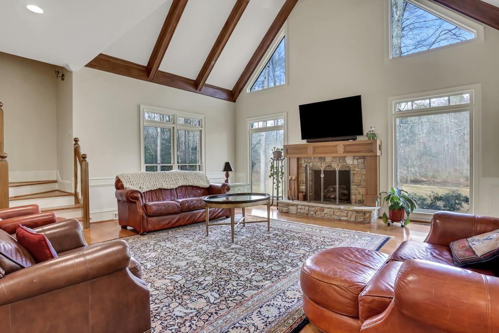 310 Riverhall Court, Sandy Springs, Georgia 30350, 5 Bedrooms Bedrooms, ,4 BathroomsBathrooms,Residential,Sold,310 Riverhall Court,7329347