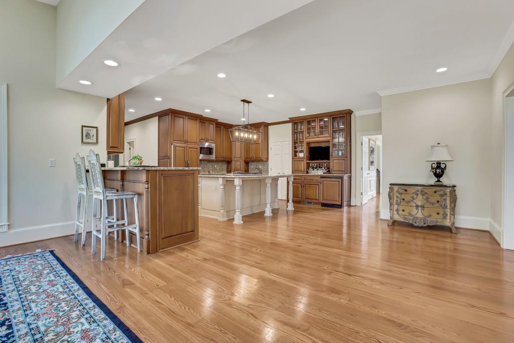 310 Riverhall Court, Sandy Springs, Georgia 30350, 5 Bedrooms Bedrooms, ,4 BathroomsBathrooms,Residential,Sold,310 Riverhall Court,7329347