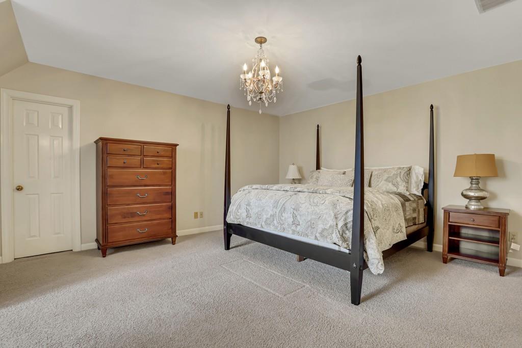 310 Riverhall Court, Sandy Springs, Georgia 30350, 5 Bedrooms Bedrooms, ,4 BathroomsBathrooms,Residential,Sold,310 Riverhall Court,7329347