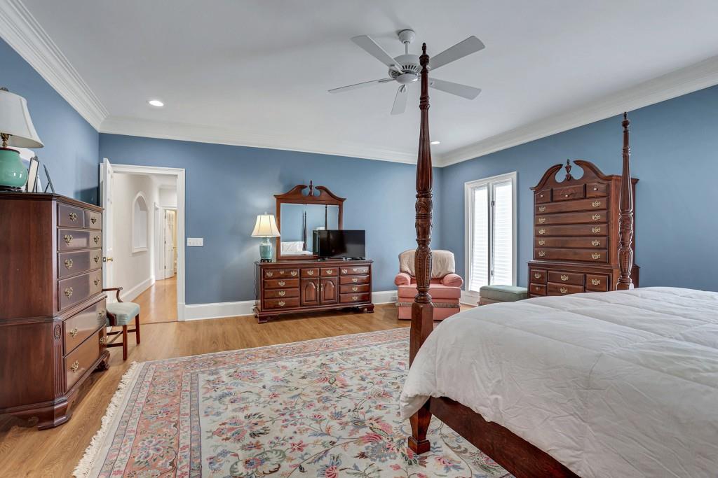 310 Riverhall Court, Sandy Springs, Georgia 30350, 5 Bedrooms Bedrooms, ,4 BathroomsBathrooms,Residential,Sold,310 Riverhall Court,7329347