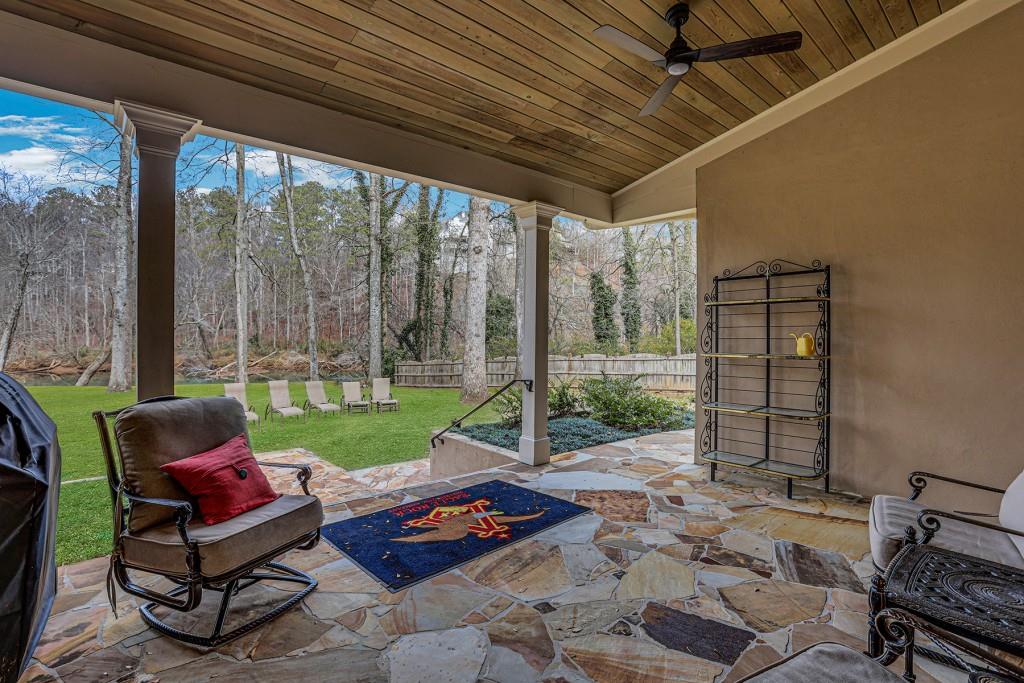 310 Riverhall Court, Sandy Springs, Georgia 30350, 5 Bedrooms Bedrooms, ,4 BathroomsBathrooms,Residential,Sold,310 Riverhall Court,7329347