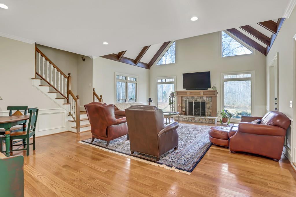 310 Riverhall Court, Sandy Springs, Georgia 30350, 5 Bedrooms Bedrooms, ,4 BathroomsBathrooms,Residential,Sold,310 Riverhall Court,7329347