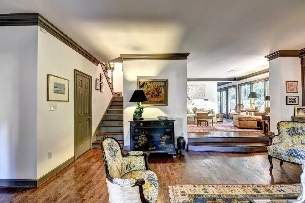 21 Westfair Court, Sandy Springs, Georgia 30328, 3 Bedrooms Bedrooms, ,2 BathroomsBathrooms,Residential,Sold,21 Westfair Court,6089328