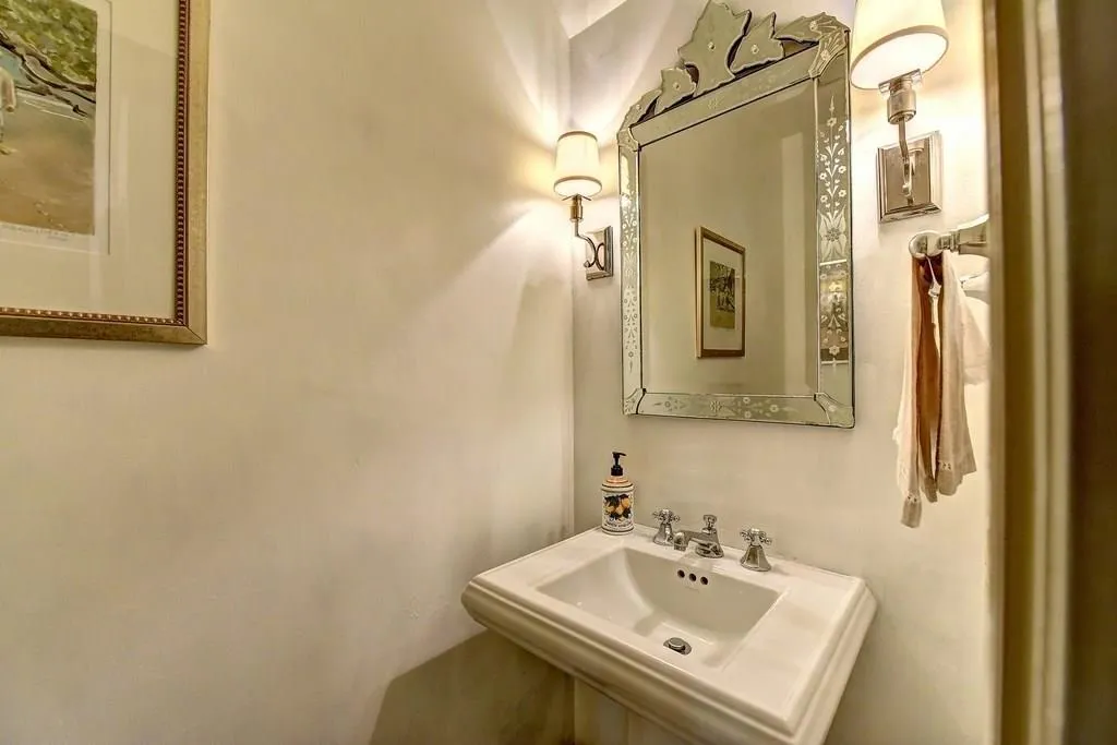 21 Westfair Court, Sandy Springs, Georgia 30328, 3 Bedrooms Bedrooms, ,2 BathroomsBathrooms,Residential,Sold,21 Westfair Court,6089328