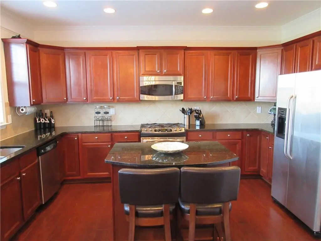 5116 Leeshire Trail Se, Atlanta, Georgia 30339, 3 Bedrooms Bedrooms, ,3 BathroomsBathrooms,Residential,Sold,5116 Leeshire Trail Se,5744152