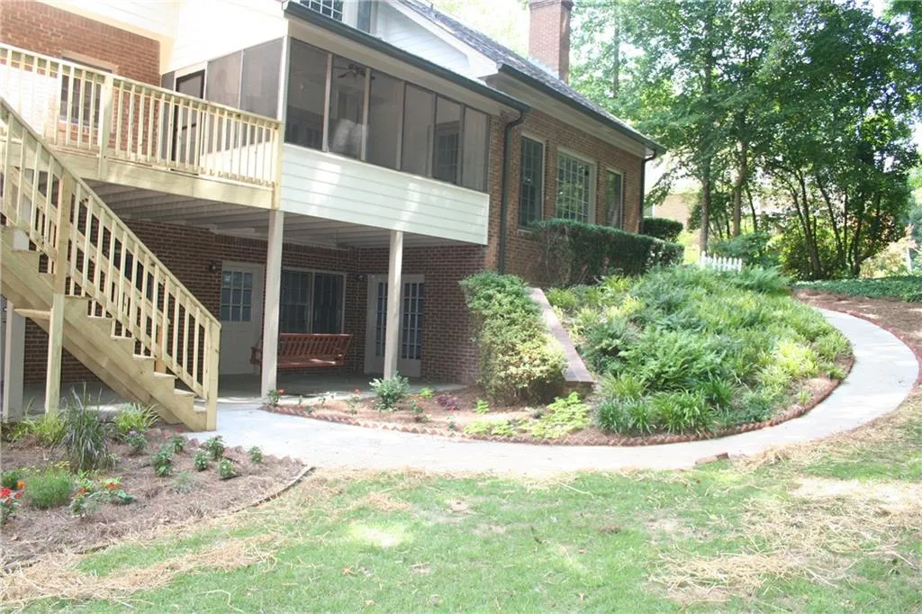 1705 Lazy River Lane, Atlanta, Georgia 30350, 5 Bedrooms Bedrooms, ,4 BathroomsBathrooms,Residential,Sold,1705 Lazy River Lane,5627662