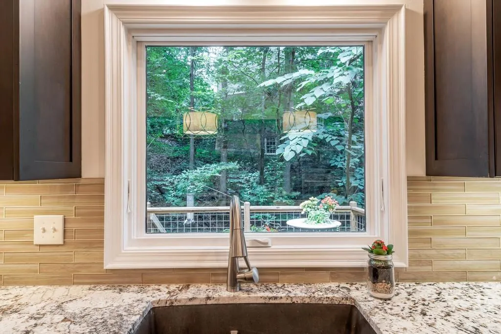 405 Mountain Creek Trace, Atlanta, Georgia 30328, 4 Bedrooms Bedrooms, ,3 BathroomsBathrooms,Residential,Sold,405 Mountain Creek Trace,6582424
