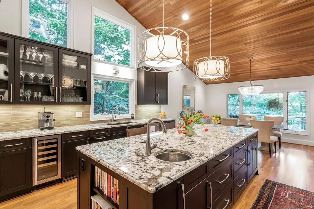 405 Mountain Creek Trace, Atlanta, Georgia 30328, 4 Bedrooms Bedrooms, ,3 BathroomsBathrooms,Residential,Sold,405 Mountain Creek Trace,6582424