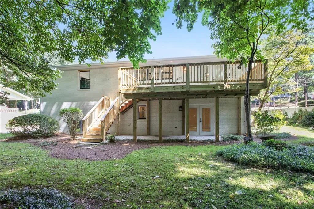 Georgia 30328, ,3 BathroomsBathrooms,Residential,Sold,6928473