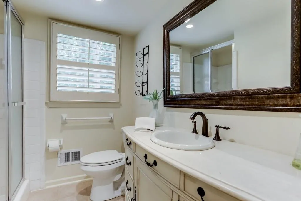 455 Wyncourtney Drive, Atlanta, Georgia 30328, 4 Bedrooms Bedrooms, ,3 BathroomsBathrooms,Residential,Sold,455 Wyncourtney Drive,6099050