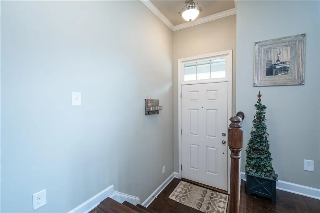 7355 Highland Bluff, Sandy Springs, Georgia 30328, 3 Bedrooms Bedrooms, ,3 BathroomsBathrooms,Residential,Sold,7355 Highland Bluff,6756222