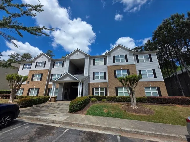 6102 Fairington Ridge Circle, Lithonia, Georgia 30038