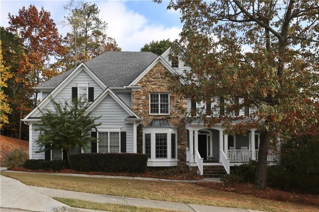 645 Eaton Place, Sandy Springs, Georgia 30350, 6 Bedrooms Bedrooms, ,5 BathroomsBathrooms,Residential,Sold,645 Eaton Place,5769502