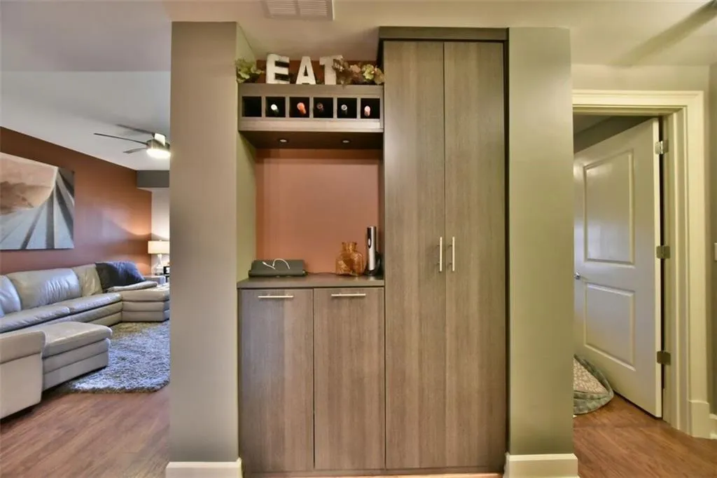 200 River Vista Drive Unit 610, Atlanta, Georgia 30339, 2 Bedrooms Bedrooms, ,2 BathroomsBathrooms,Residential,Sold,200 River Vista Drive Unit 610,5691290