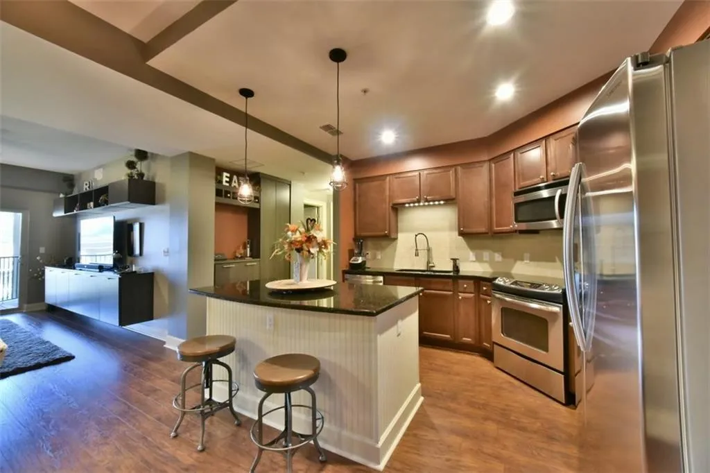 200 River Vista Drive Unit 610, Atlanta, Georgia 30339, 2 Bedrooms Bedrooms, ,2 BathroomsBathrooms,Residential,Sold,200 River Vista Drive Unit 610,5691290