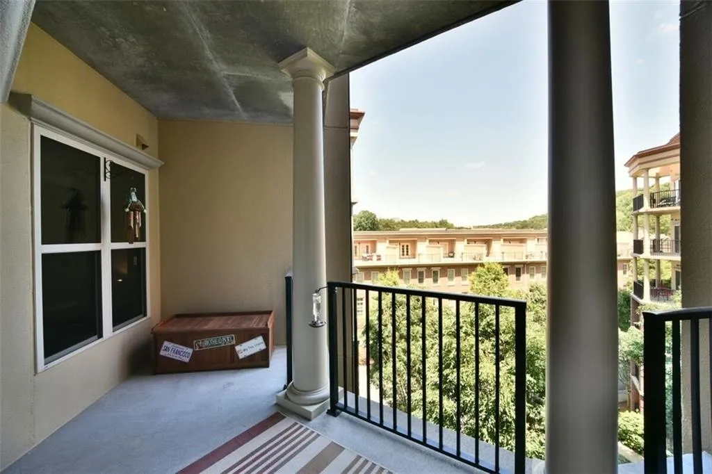 200 River Vista Drive Unit 610, Atlanta, Georgia 30339, 2 Bedrooms Bedrooms, ,2 BathroomsBathrooms,Residential,Sold,200 River Vista Drive Unit 610,5691290