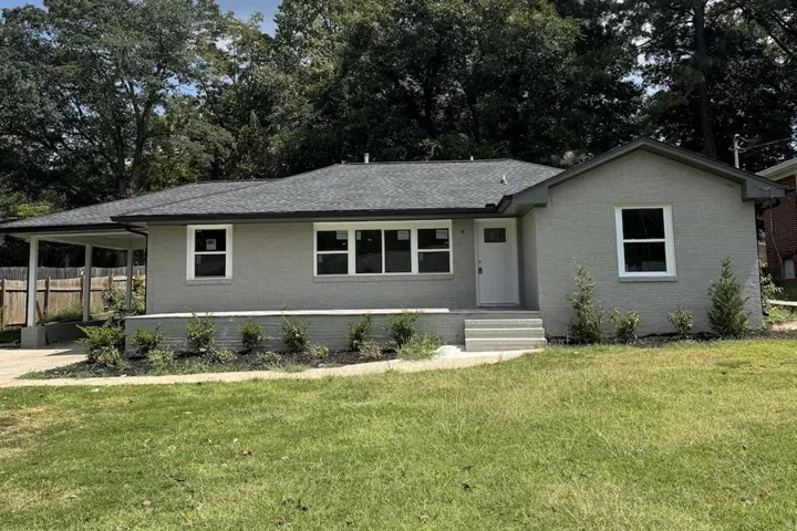 916 Shadowridge Dr Se, Atlanta, Georgia 30316