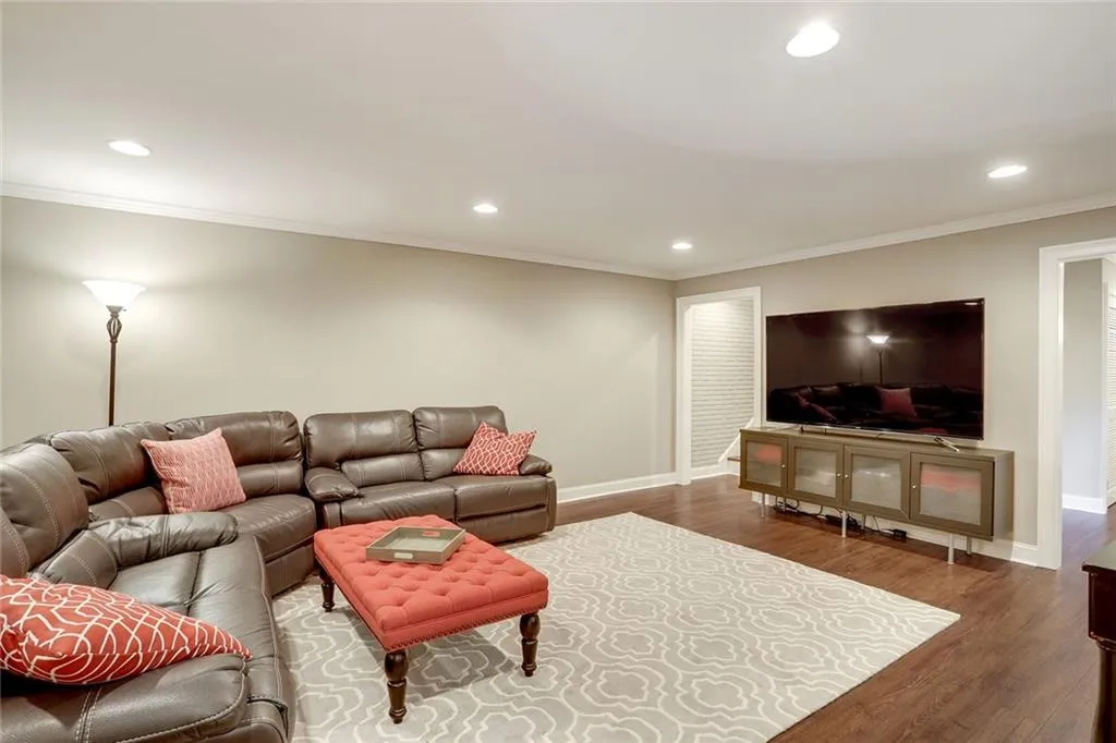 9020 Huntcliff Trace, Atlanta, Georgia 30350, 4 Bedrooms Bedrooms, ,4 BathroomsBathrooms,Residential,Sold,9020 Huntcliff Trace,5856347