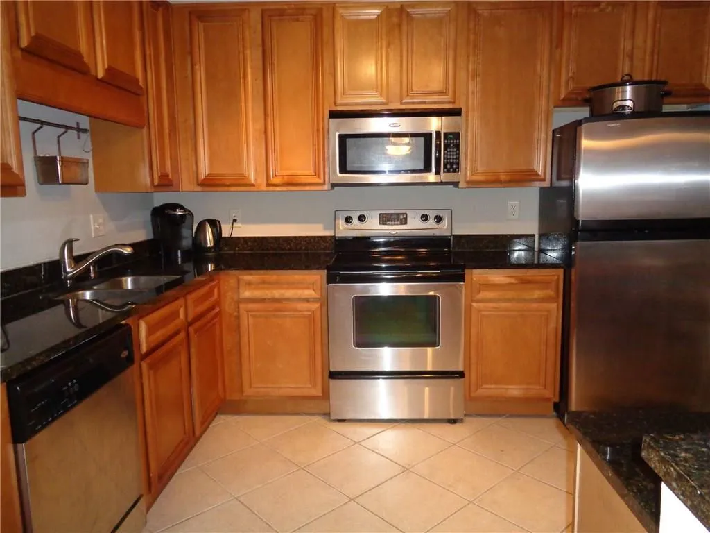1468 Briarwood Road Unit 811, Brookhaven, Georgia 30319, 2 Bedrooms Bedrooms, ,2 BathroomsBathrooms,Residential,Sold,1468 Briarwood Road Unit 811,5998459