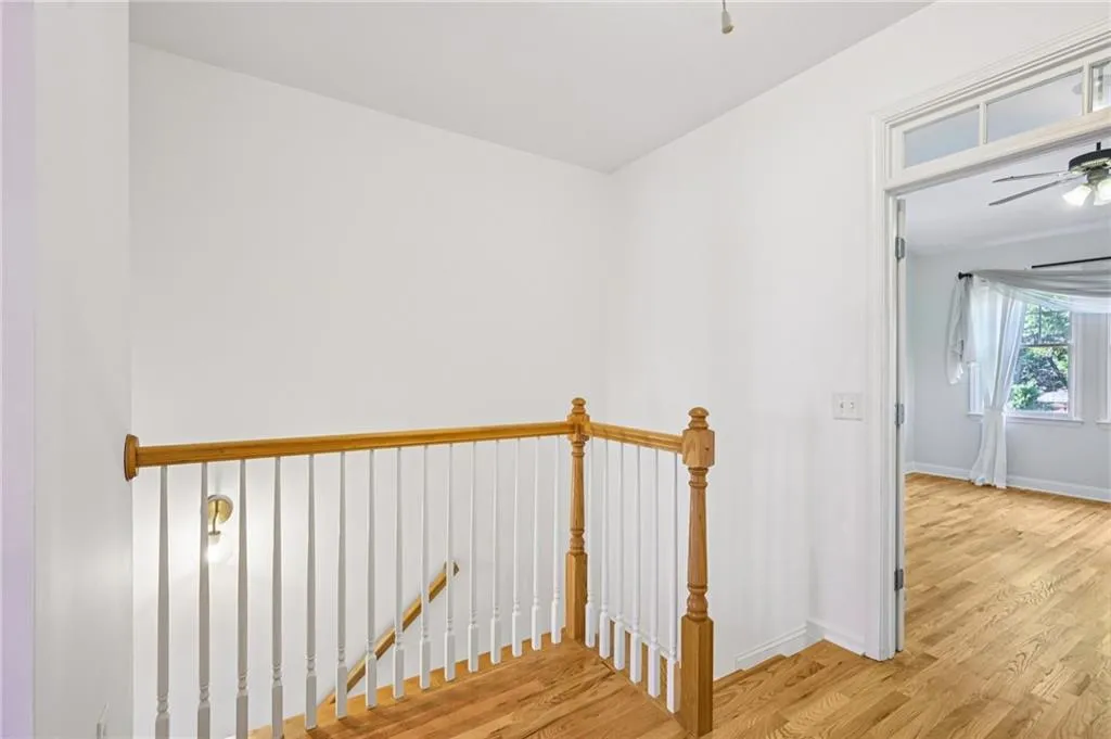 5288 Kershaw Court Se Unit 1, Atlanta, Georgia 30339, 3 Bedrooms Bedrooms, ,3 BathroomsBathrooms,Residential,For Sale,5288 Kershaw Court Se Unit 1,7665207