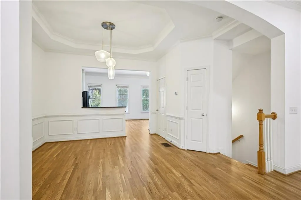 5288 Kershaw Court Se Unit 1, Atlanta, Georgia 30339, 3 Bedrooms Bedrooms, ,3 BathroomsBathrooms,Residential,For Sale,5288 Kershaw Court Se Unit 1,7665207