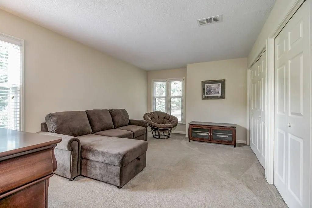 1115 Garden Court Unit 1115, Sandy Springs, Georgia 30328, 2 Bedrooms Bedrooms, ,2 BathroomsBathrooms,Residential,Sold,1115 Garden Court Unit 1115,5728734