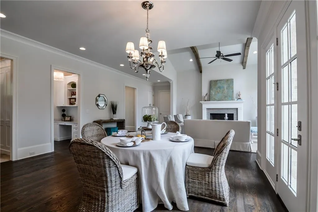 5465 Mount Vernon Parkway, Sandy Springs, Georgia 30327, 5 Bedrooms Bedrooms, ,6 BathroomsBathrooms,Residential,Sold,5465 Mount Vernon Parkway,5703825