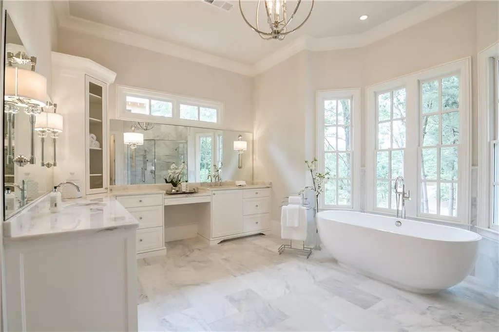 5465 Mount Vernon Parkway, Sandy Springs, Georgia 30327, 5 Bedrooms Bedrooms, ,6 BathroomsBathrooms,Residential,Sold,5465 Mount Vernon Parkway,5703825
