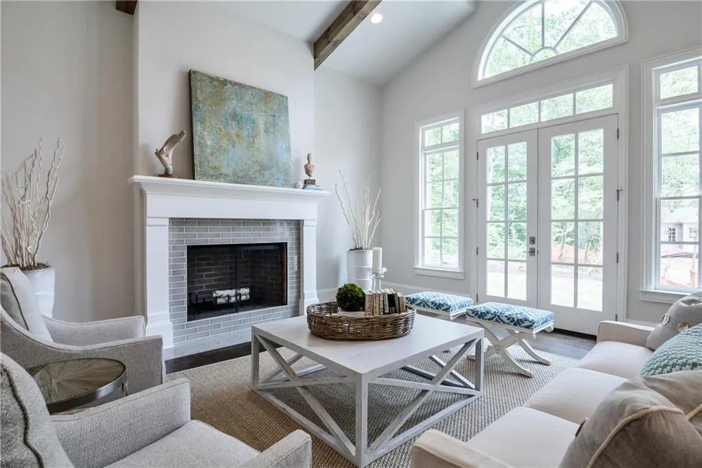 5465 Mount Vernon Parkway, Sandy Springs, Georgia 30327, 5 Bedrooms Bedrooms, ,6 BathroomsBathrooms,Residential,Sold,5465 Mount Vernon Parkway,5703825