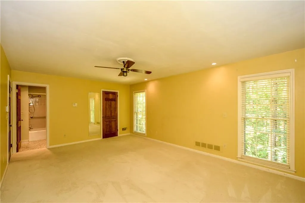 1630 Sunnybrook Farm Road, Sandy Springs, Georgia 30350, 3 Bedrooms Bedrooms, ,2 BathroomsBathrooms,Residential,Sold,1630 Sunnybrook Farm Road,6079149