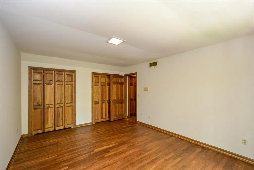 1630 Sunnybrook Farm Road, Sandy Springs, Georgia 30350, 3 Bedrooms Bedrooms, ,2 BathroomsBathrooms,Residential,Sold,1630 Sunnybrook Farm Road,6079149