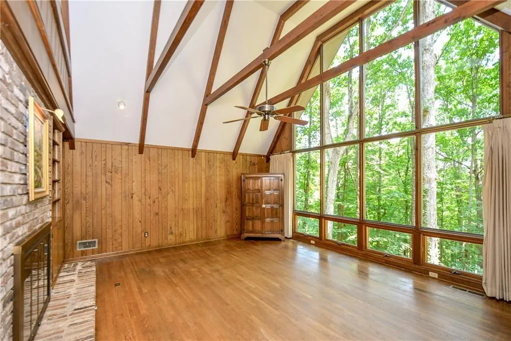 1630 Sunnybrook Farm Road, Sandy Springs, Georgia 30350, 3 Bedrooms Bedrooms, ,2 BathroomsBathrooms,Residential,Sold,1630 Sunnybrook Farm Road,6079149