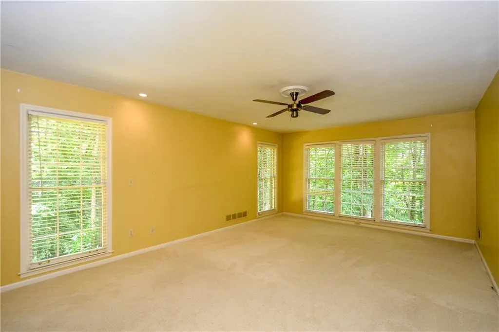 1630 Sunnybrook Farm Road, Sandy Springs, Georgia 30350, 3 Bedrooms Bedrooms, ,2 BathroomsBathrooms,Residential,Sold,1630 Sunnybrook Farm Road,6079149