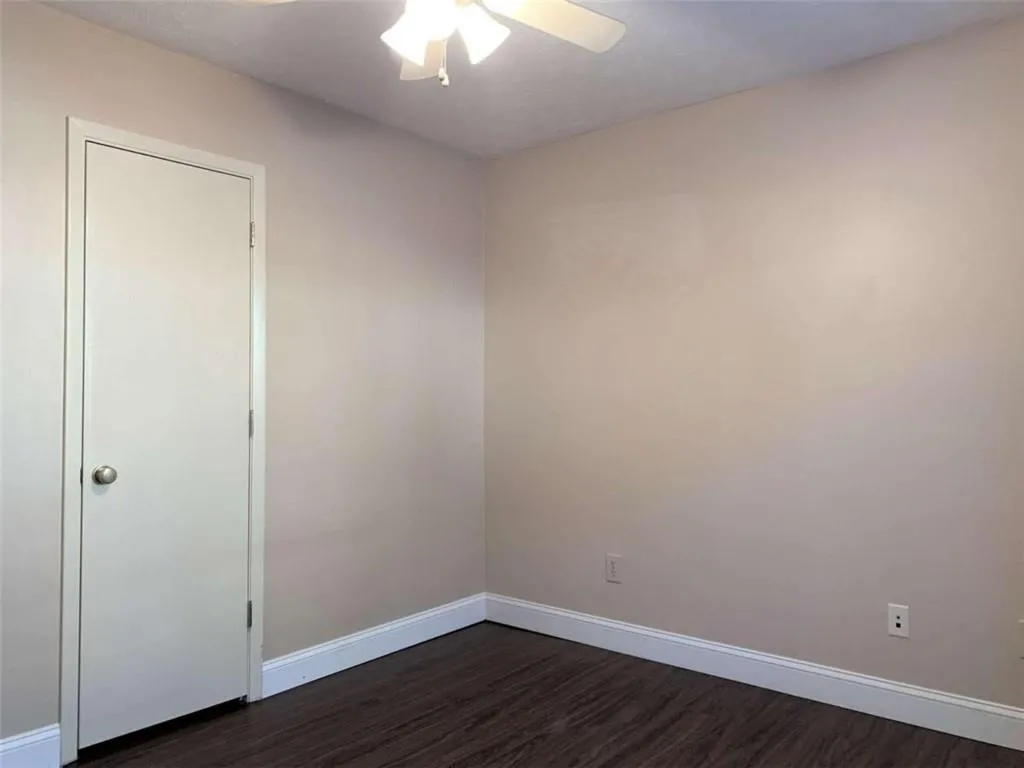 907 Woodcliff Drive Unit 907, Sandy Springs, Georgia 30350, 2 Bedrooms Bedrooms, ,2 BathroomsBathrooms,Residential,Sold,907 Woodcliff Drive Unit 907,6983412