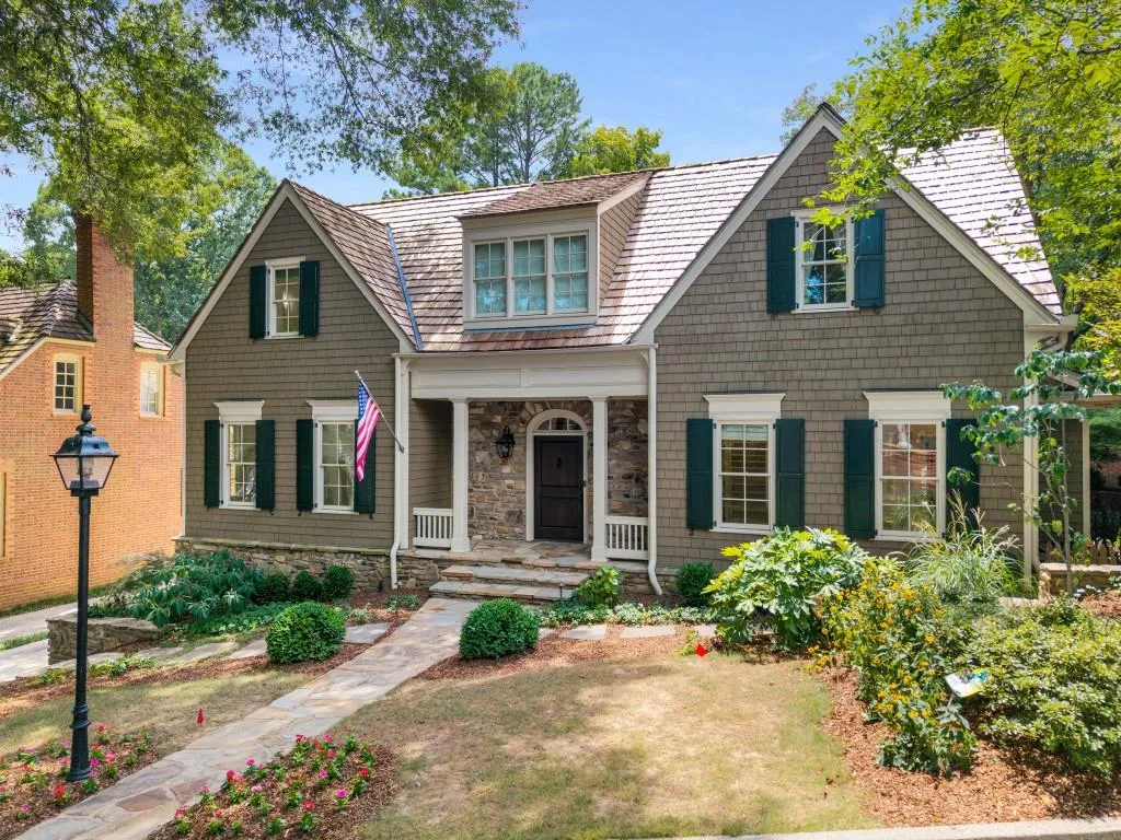 3580 Grove Gate Lane, Atlanta, Georgia 30339, 5 Bedrooms Bedrooms, ,4 BathroomsBathrooms,Residential,For Sale,3580 Grove Gate Lane,7623267