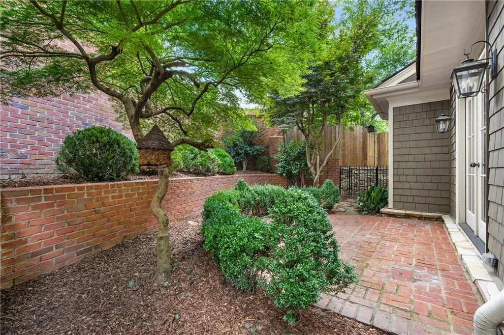3580 Grove Gate Lane, Atlanta, Georgia 30339, 5 Bedrooms Bedrooms, ,4 BathroomsBathrooms,Residential,For Sale,3580 Grove Gate Lane,7623267