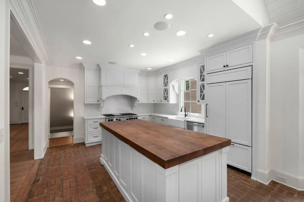 Renovated white kitchen