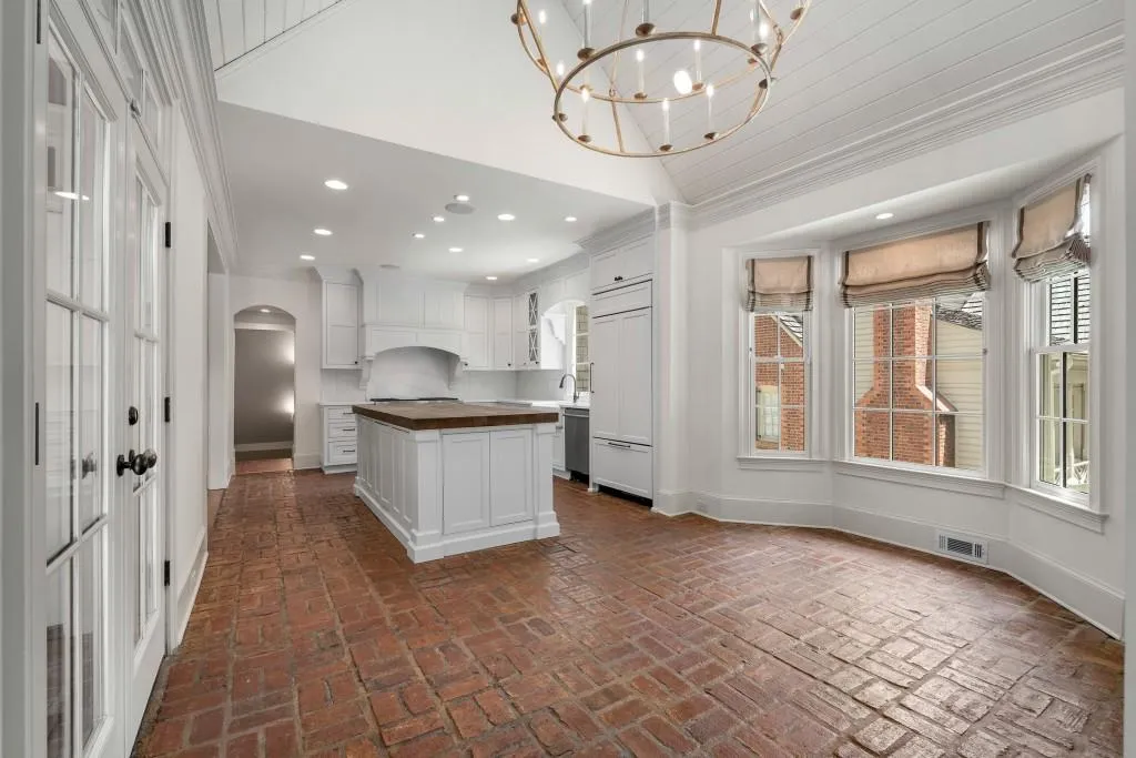 3580 Grove Gate Lane, Atlanta, Georgia 30339, 5 Bedrooms Bedrooms, ,4 BathroomsBathrooms,Residential,For Sale,3580 Grove Gate Lane,7623267