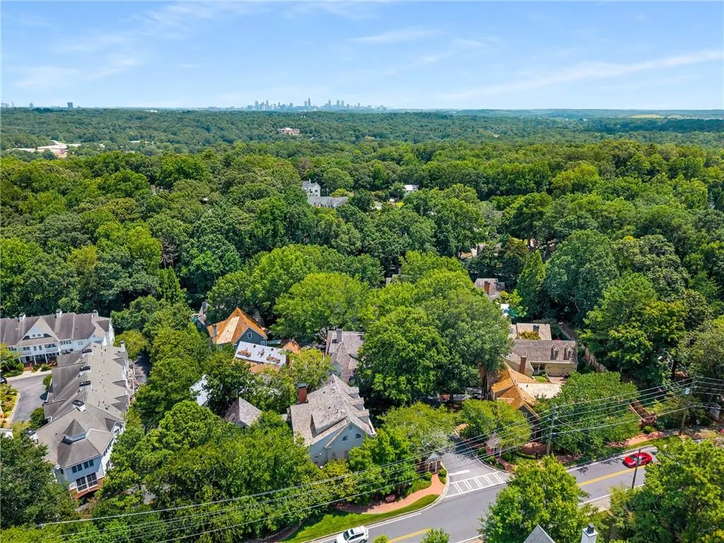 3580 Grove Gate Lane, Atlanta, Georgia 30339, 5 Bedrooms Bedrooms, ,4 BathroomsBathrooms,Residential,For Sale,3580 Grove Gate Lane,7623267