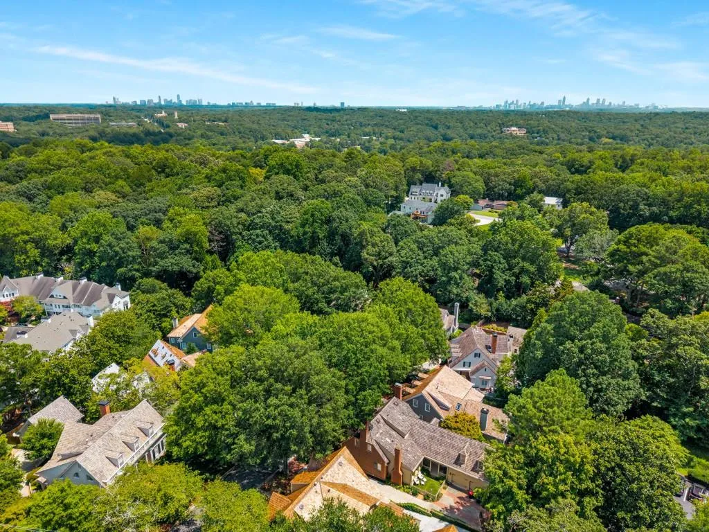 3580 Grove Gate Lane, Atlanta, Georgia 30339, 5 Bedrooms Bedrooms, ,4 BathroomsBathrooms,Residential,For Sale,3580 Grove Gate Lane,7623267