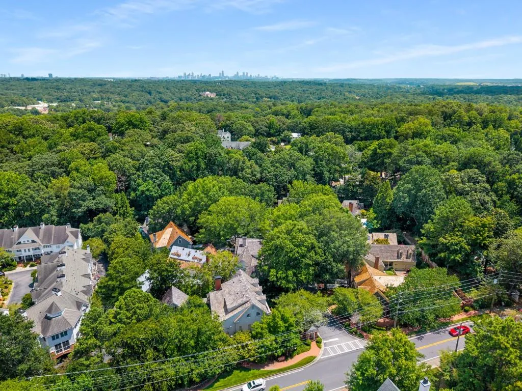 3580 Grove Gate Lane, Atlanta, Georgia 30339, 5 Bedrooms Bedrooms, ,4 BathroomsBathrooms,Residential,For Sale,3580 Grove Gate Lane,7623267