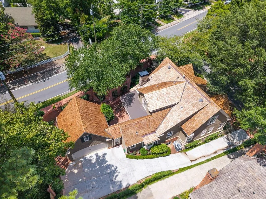 3580 Grove Gate Lane, Atlanta, Georgia 30339, 5 Bedrooms Bedrooms, ,4 BathroomsBathrooms,Residential,For Sale,3580 Grove Gate Lane,7623267