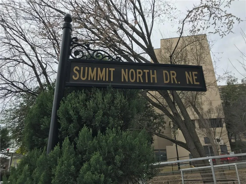 717 Ne Summit North Drive Ne, Atlanta, Georgia 30324, 1 Bedroom Bedrooms, ,1 BathroomBathrooms,Residential,Sold,717 Ne Summit North Drive Ne,5974032