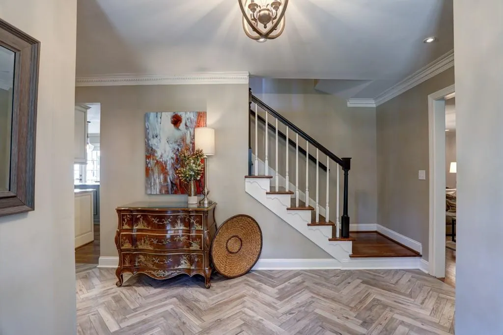 6239 Mountain Brook Way, Sandy Springs, Georgia 30328, 4 Bedrooms Bedrooms, ,4 BathroomsBathrooms,Residential,Sold,6239 Mountain Brook Way,6645155